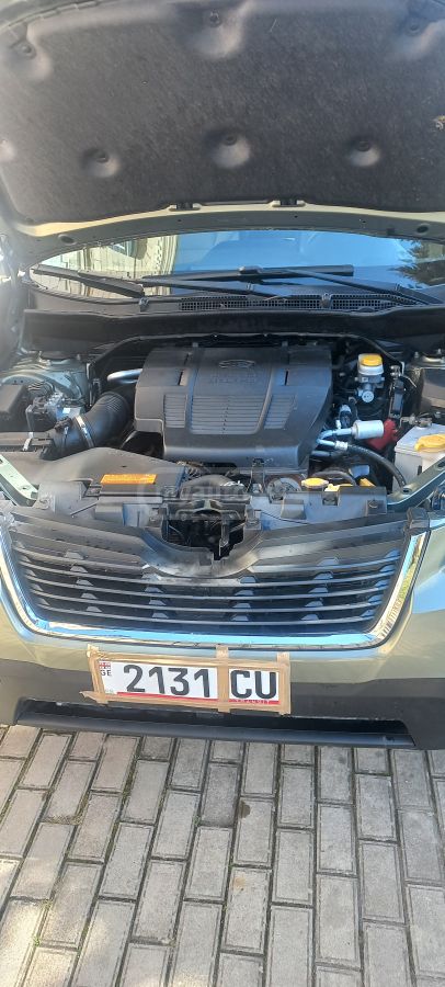 Subaru Limited 4dr All-Wheel Drive CV — миниатюра 2