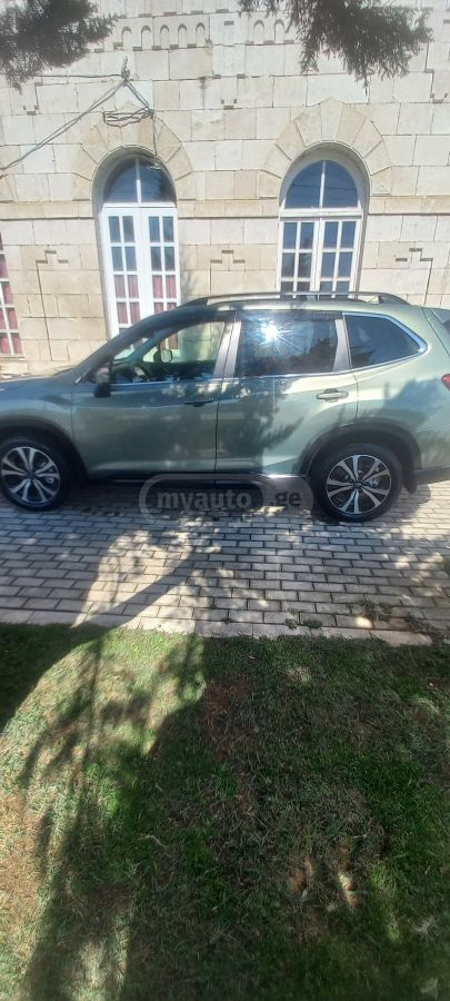 Subaru Limited 4dr All-Wheel Drive CV — миниатюра 6