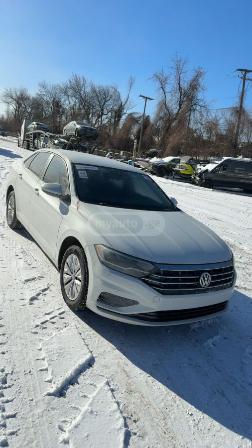 Volkswagen Jetta - фото 6