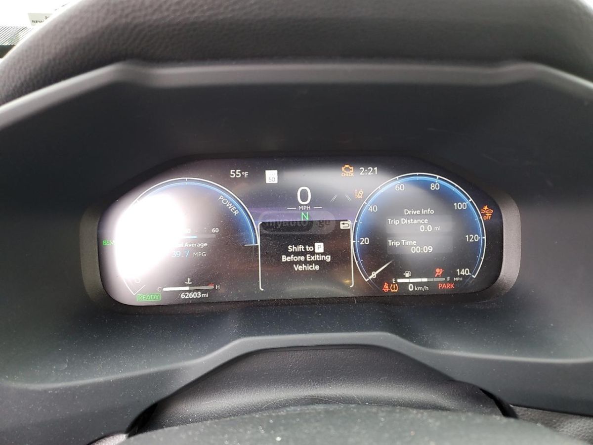 Toyota RAV 4 - фото 9