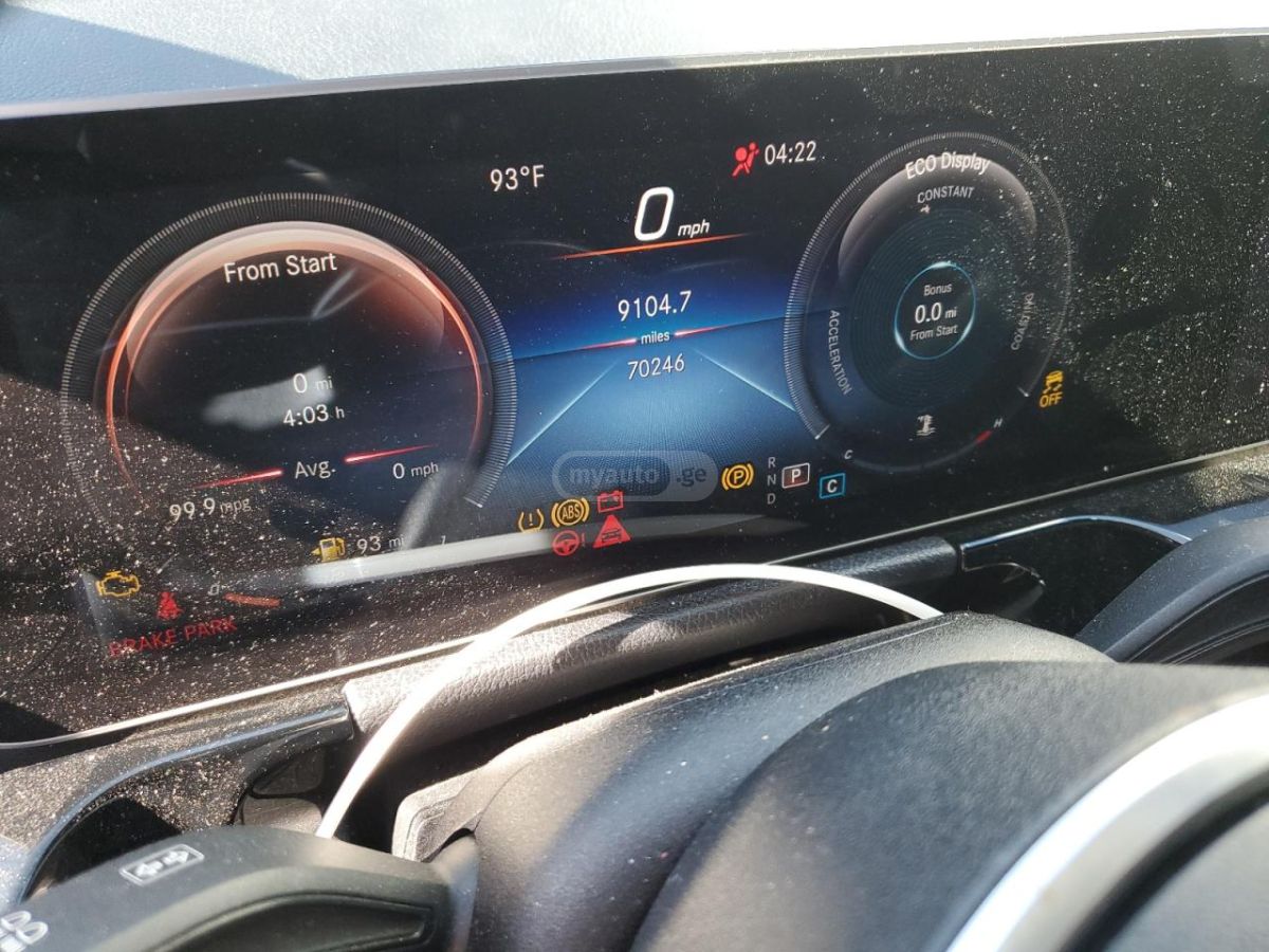 Mercedes-Benz GLA 250 - фото 9