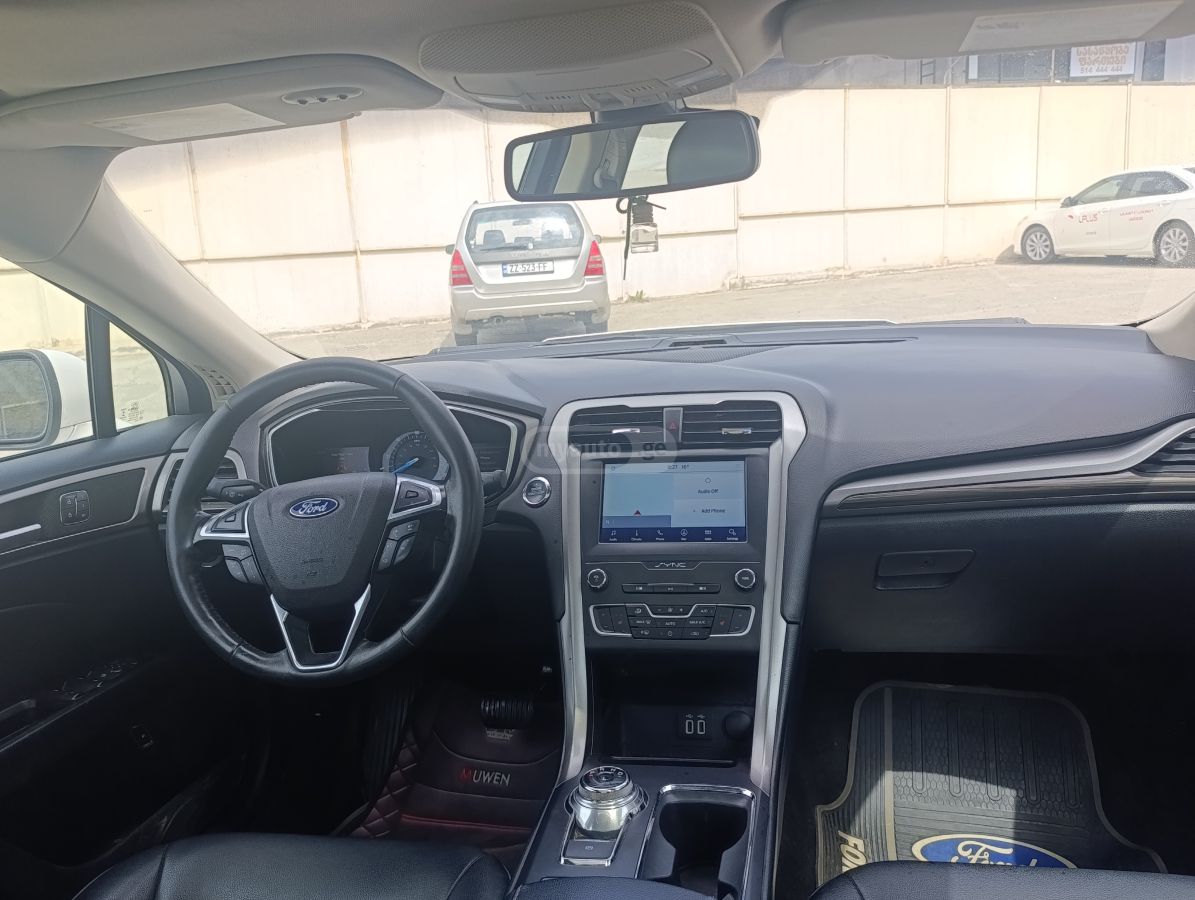 Ford Fusion - фото 6