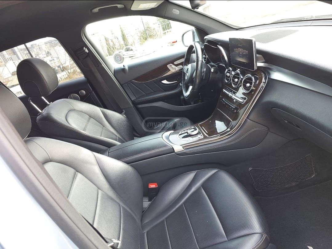 Mercedes-Benz GLE 350 - фото 8