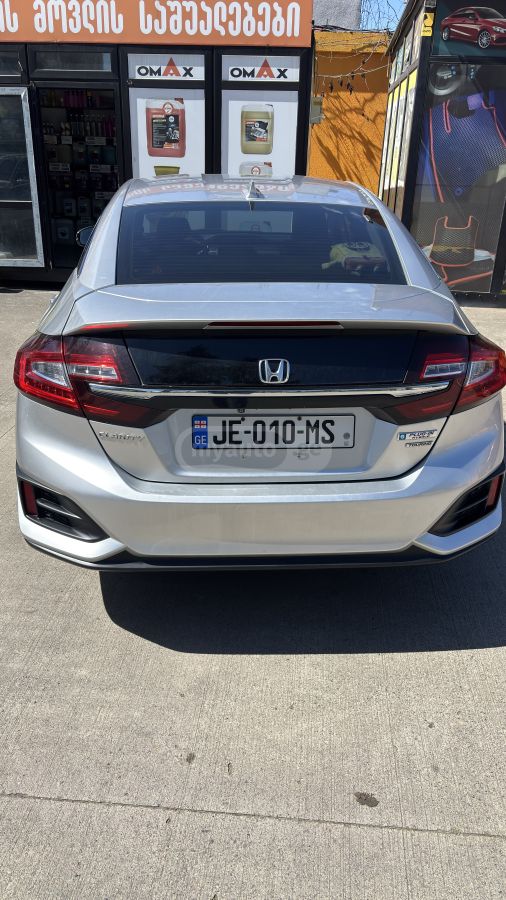 Honda Clarity - фото 5