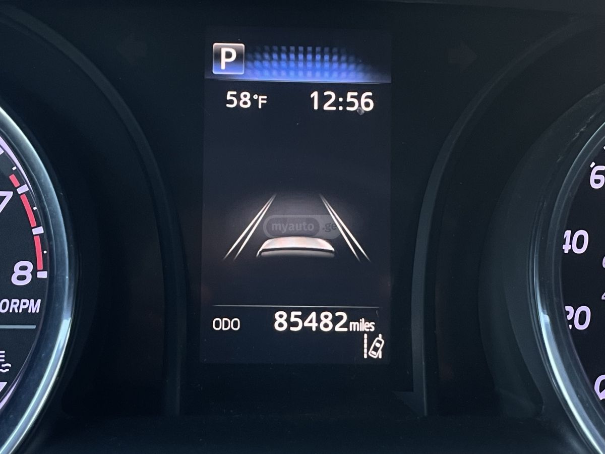 Toyota Camry - фото 8