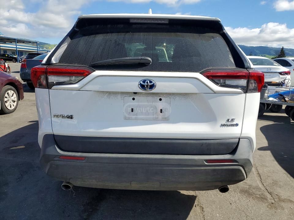 Toyota LE 4dr All-Wheel Drive Automat — миниатюра 9