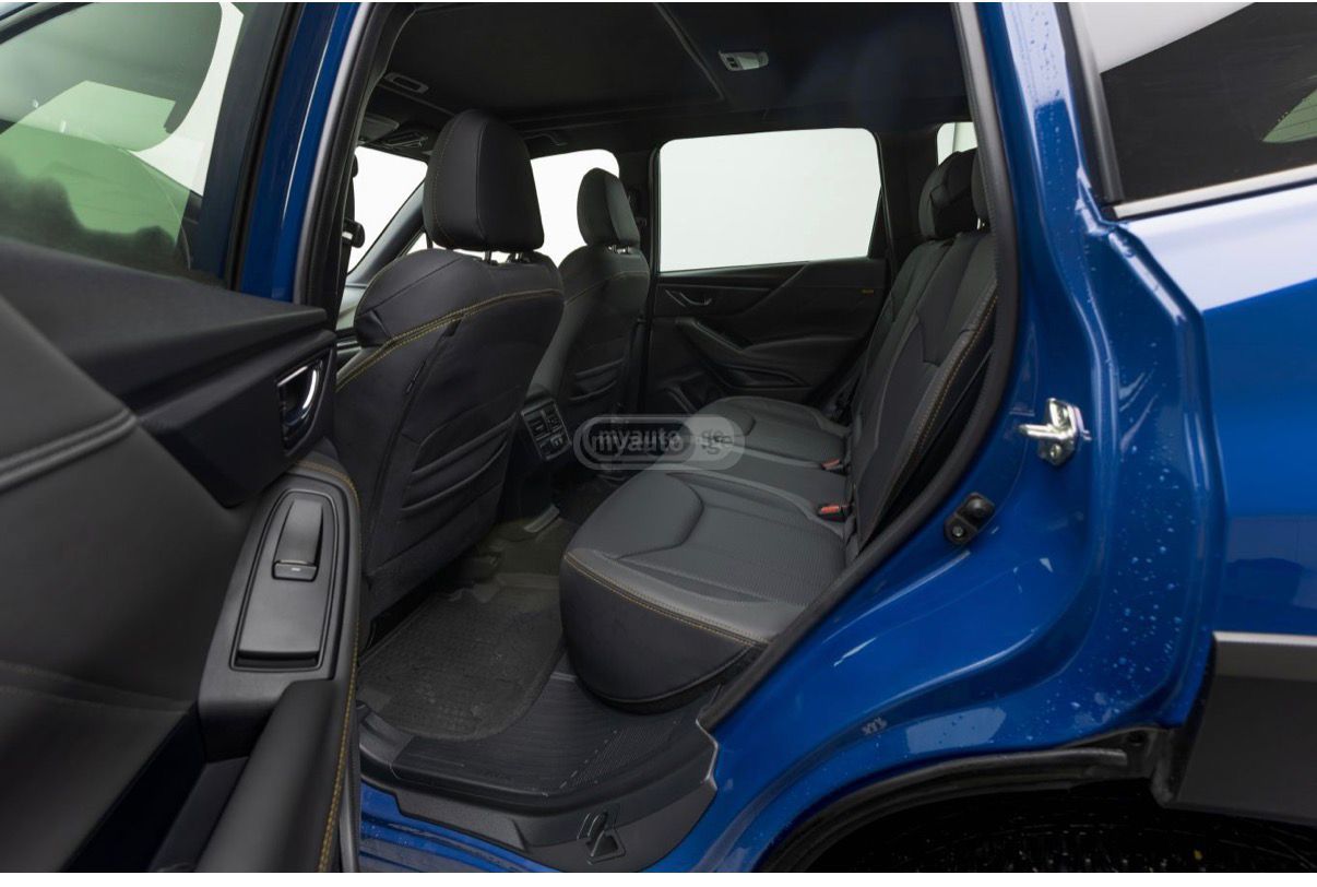 Subaru Base 4dr All-Wheel Drive CVT — миниатюра 3