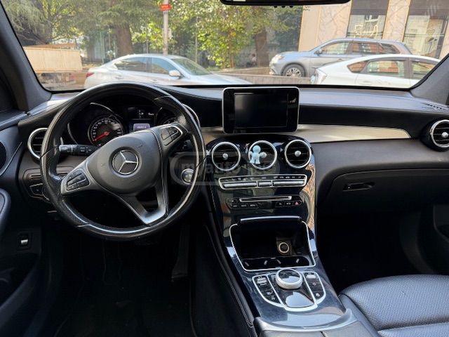 Mercedes-Benz GLC 300 - фото 12