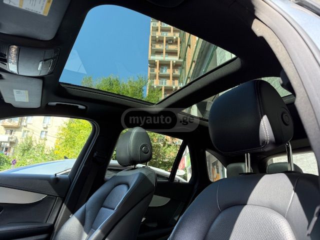 Mercedes-Benz GLC 300 - фото 5