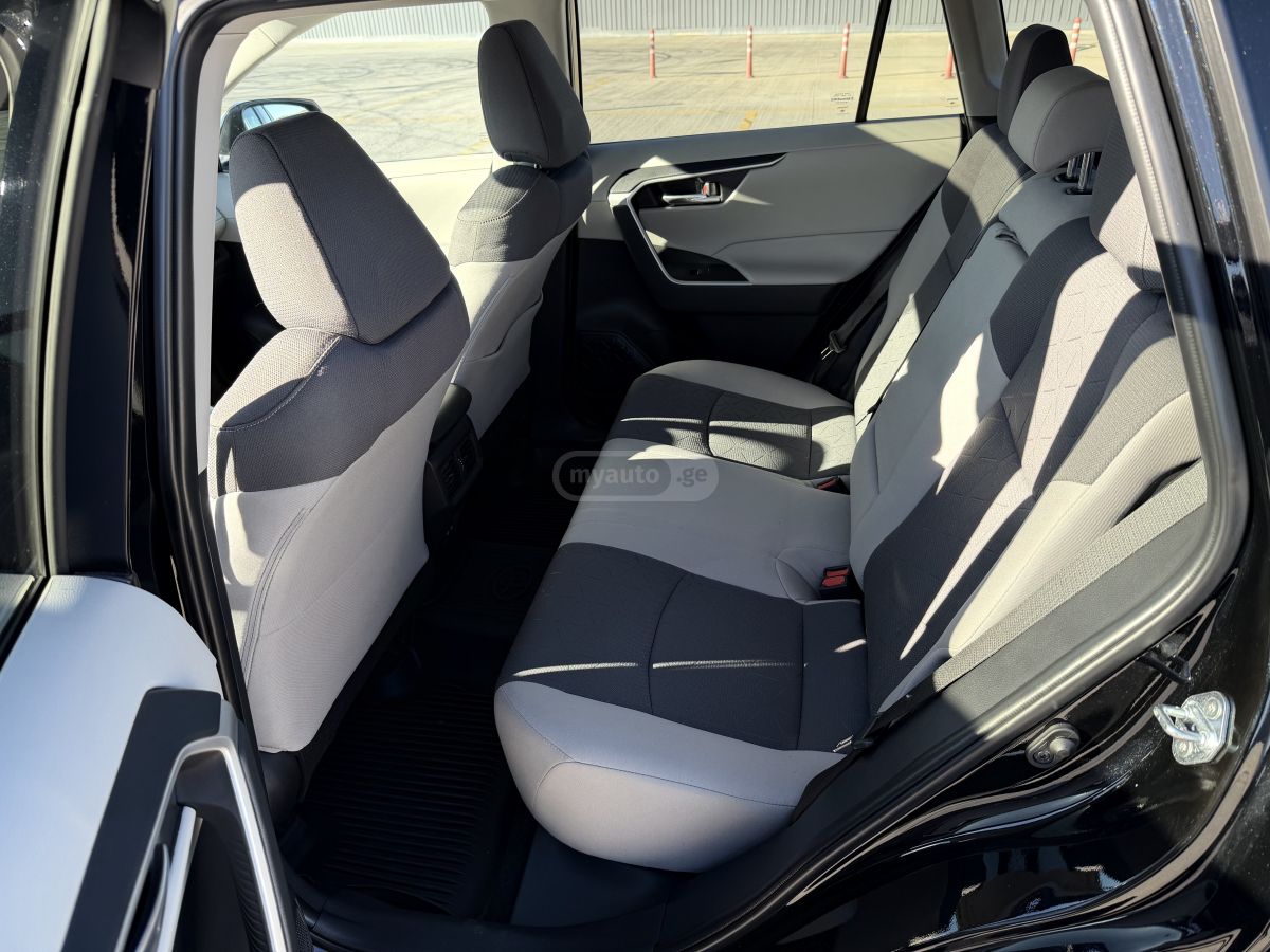 Toyota XLE 4dr All-Wheel Drive Automa — миниатюра 11