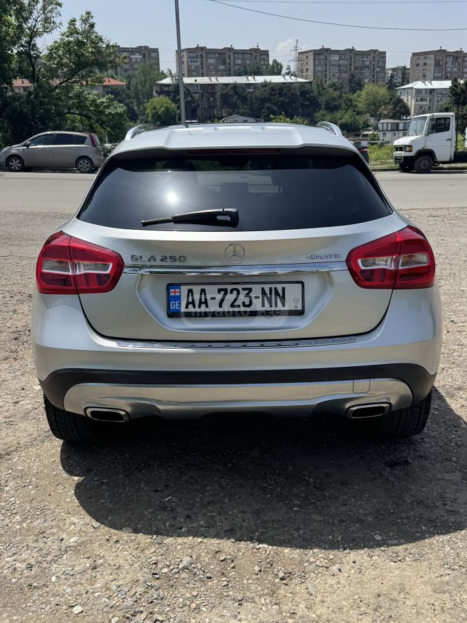 Mercedes-Benz GLA 250 - фото 2