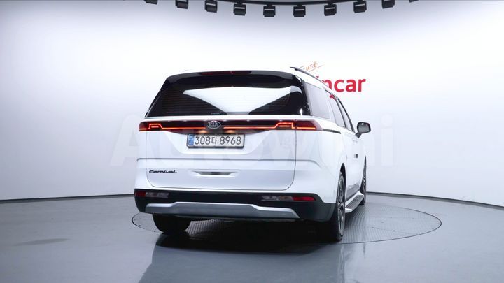 Kia Sedona - фото 4