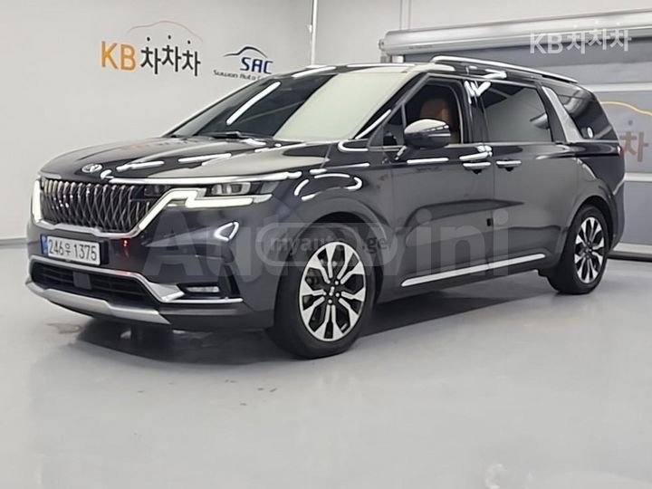 Kia Sedona - фото 1