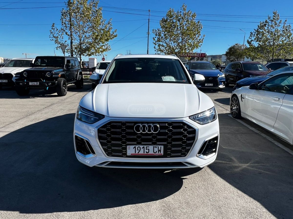 Audi 45 Premium 4dr All-Wheel Drive — миниатюра 1