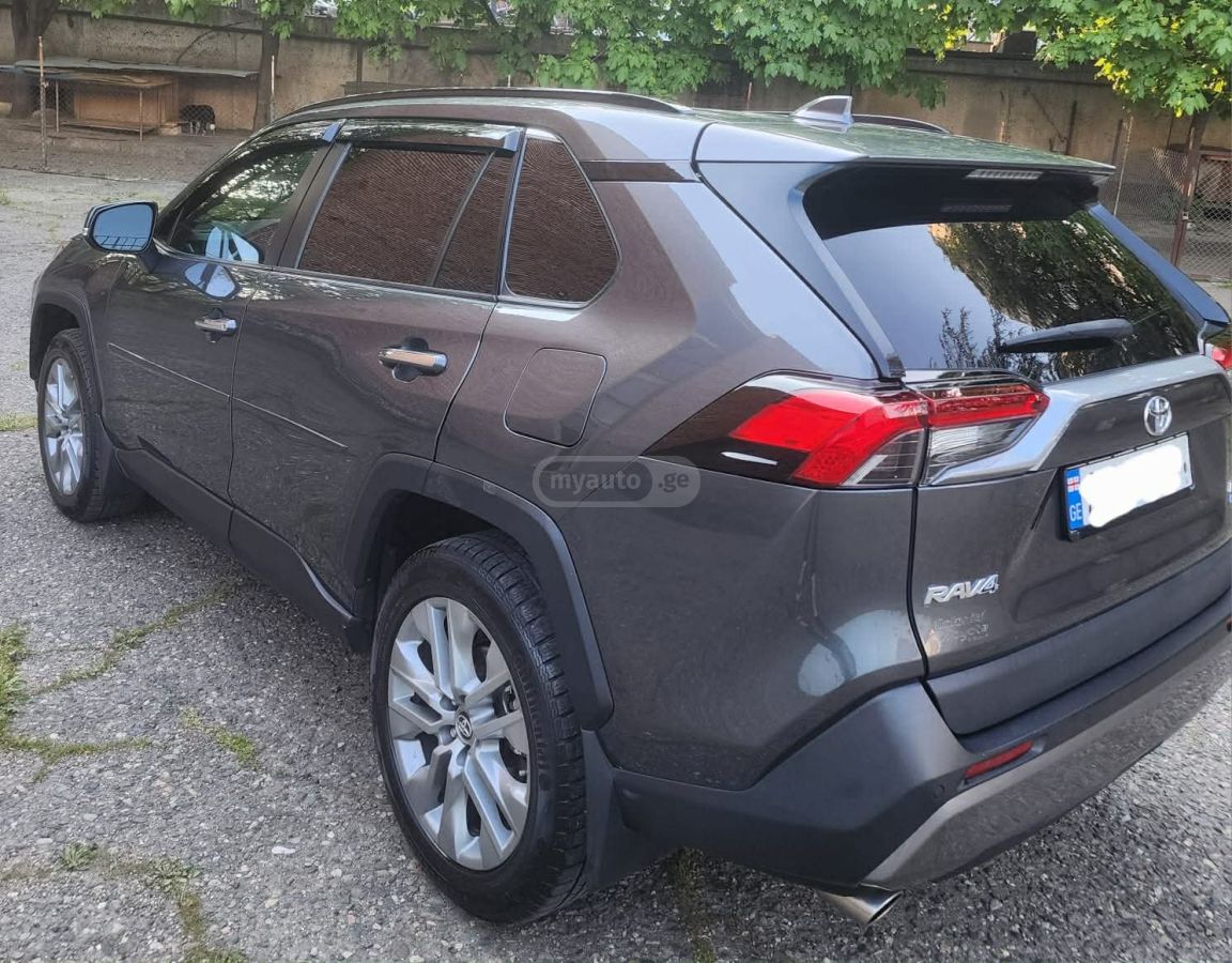 Toyota Rav 4 - фото 10