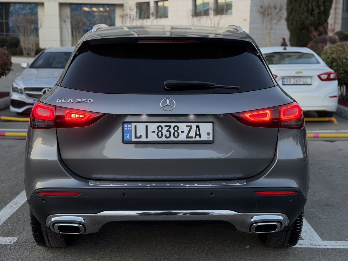 Mercedes-Benz GLA 250 - фото 3