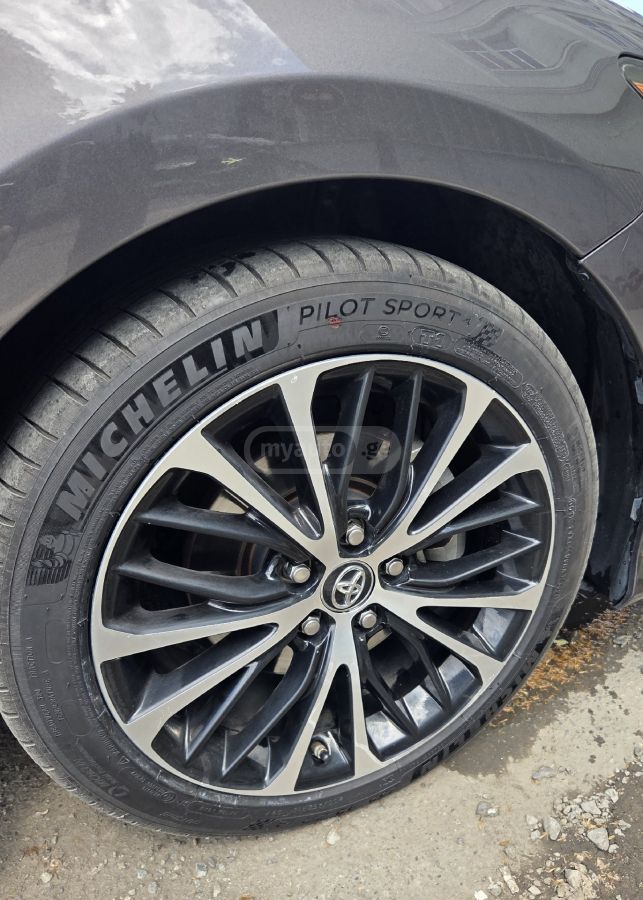 Toyota Camry - фото 11