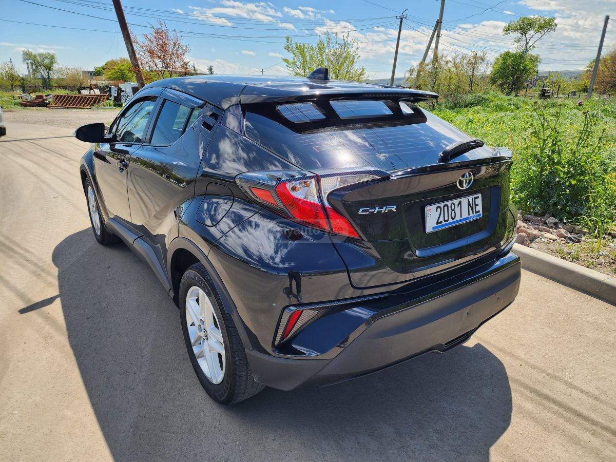 Toyota CHR - фото 5