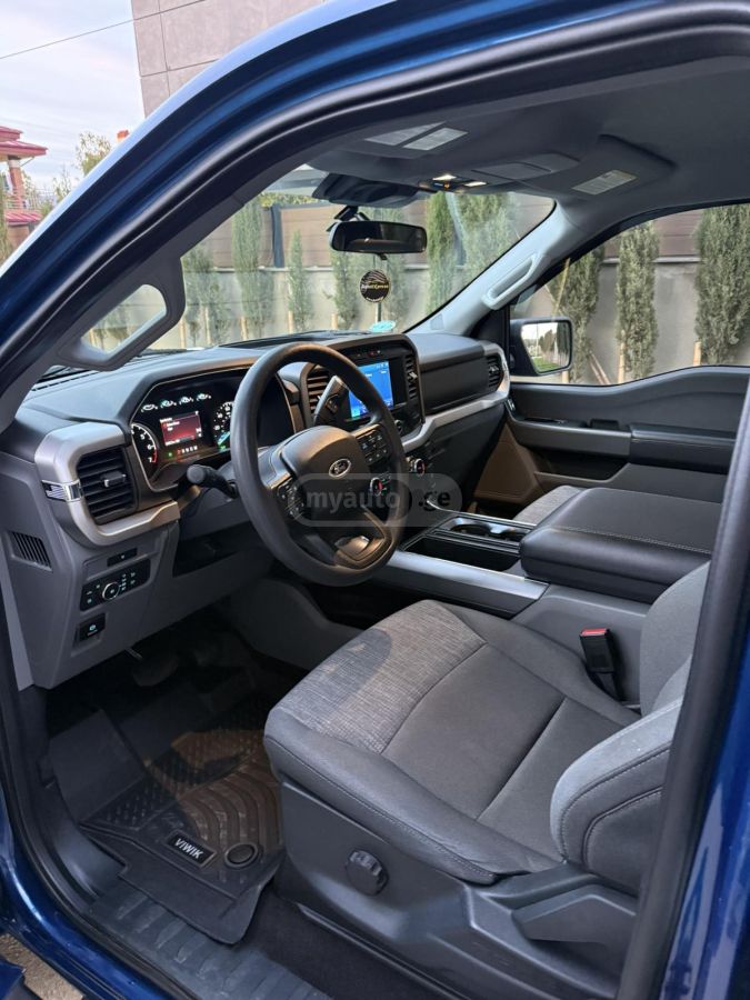 Ford XLT Hybrid — миниатюра 8