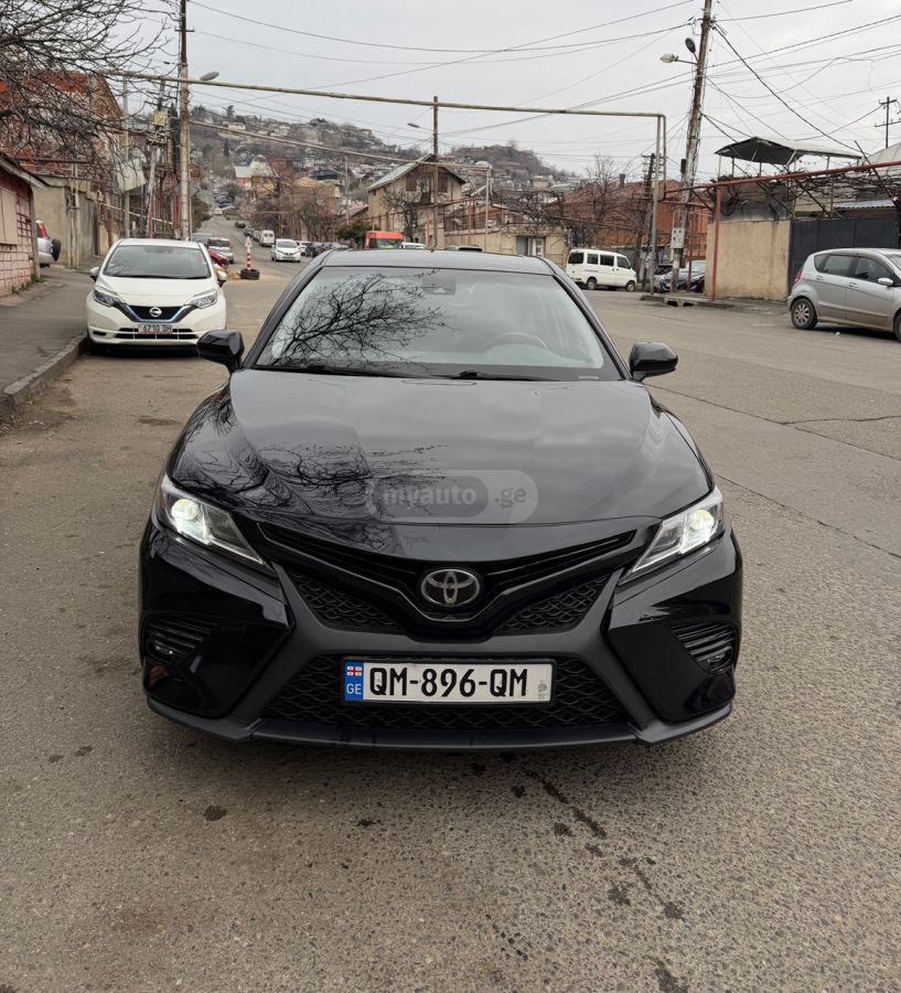 Toyota SE 4dr Front-Wheel Drive Sedan — миниатюра 12