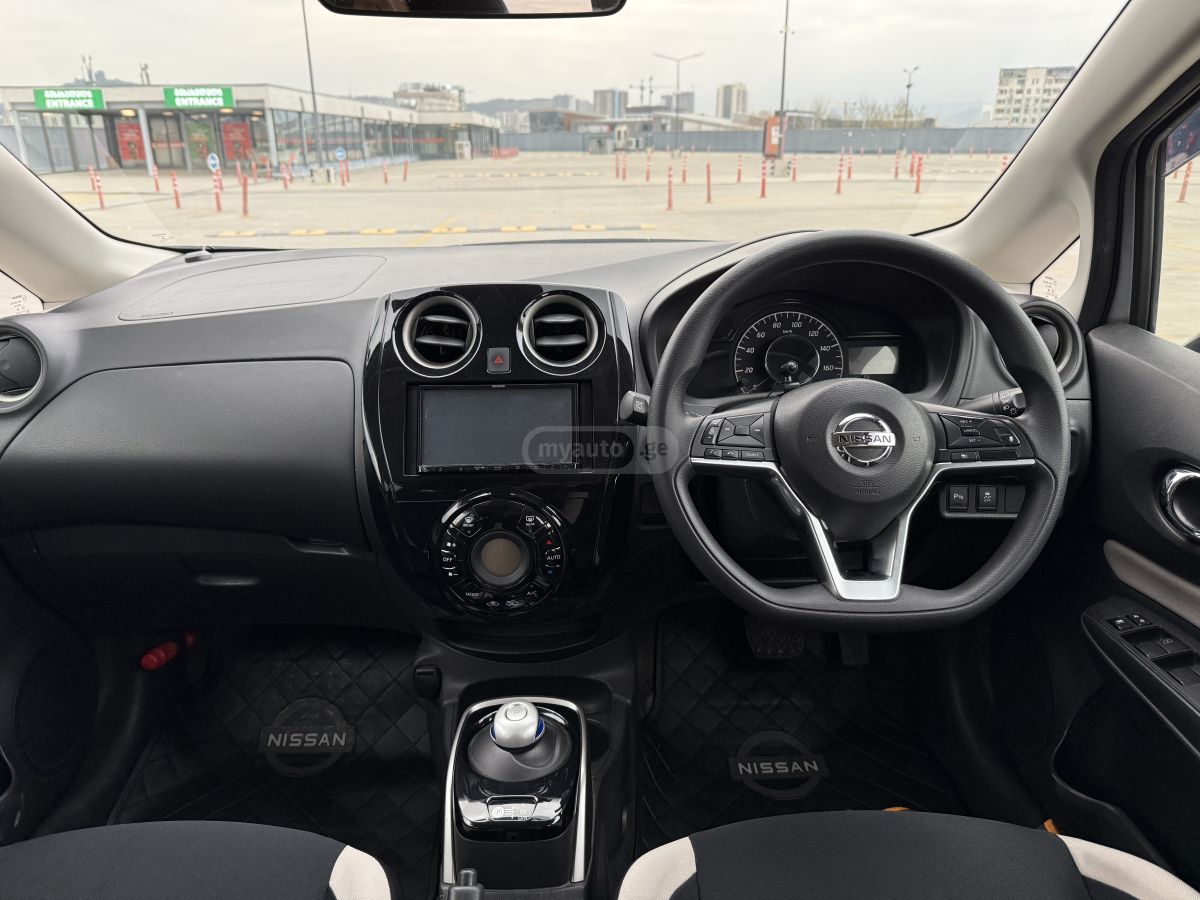Nissan Note - фото 12