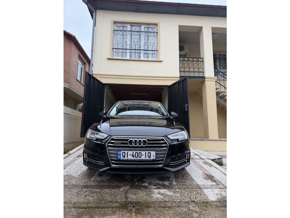 Audi A4 - фото 1