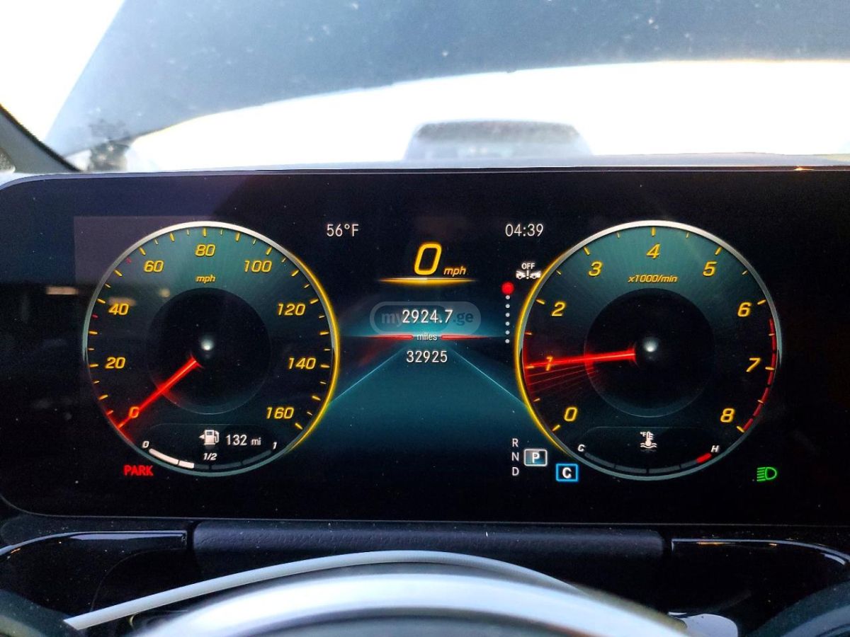 Mercedes-Benz GLA 250 - фото 9