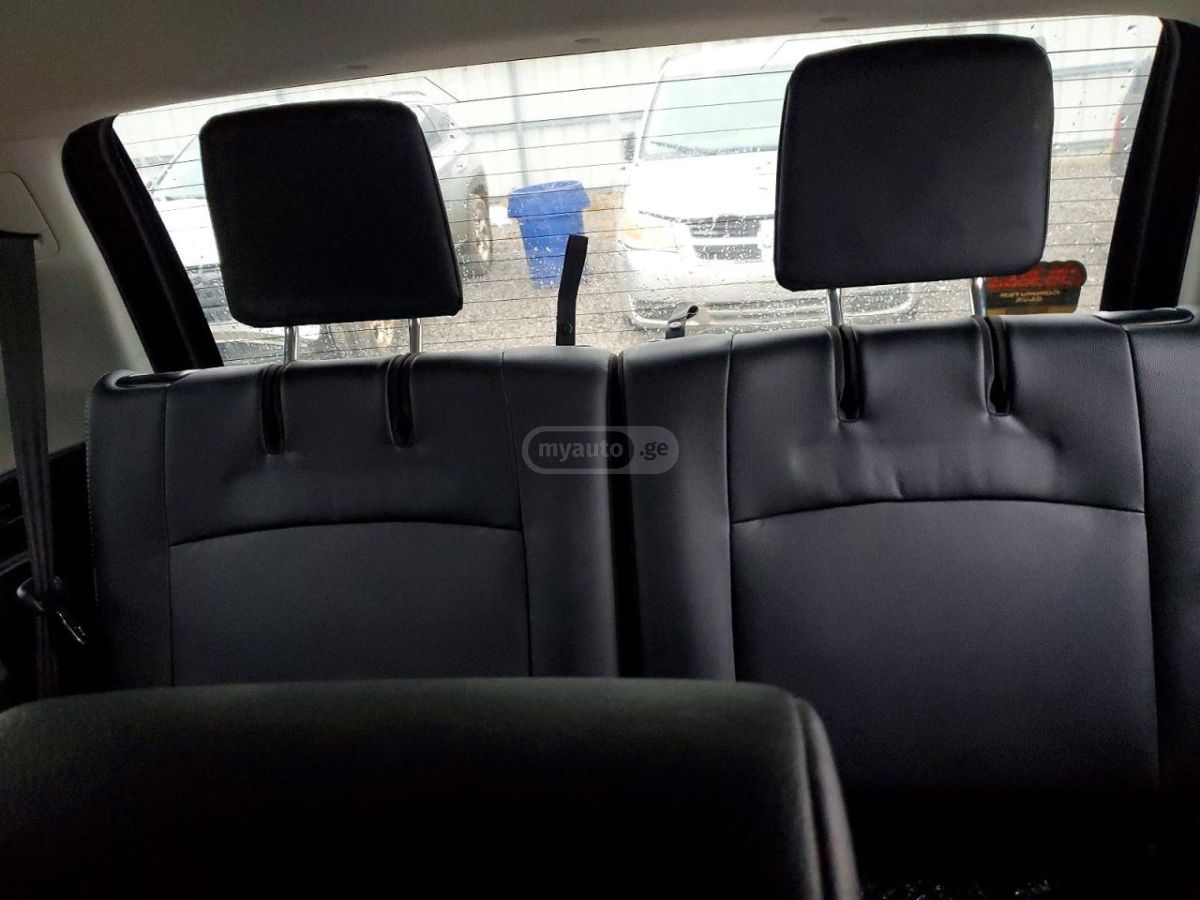 Toyota 4 Runner - фото 10