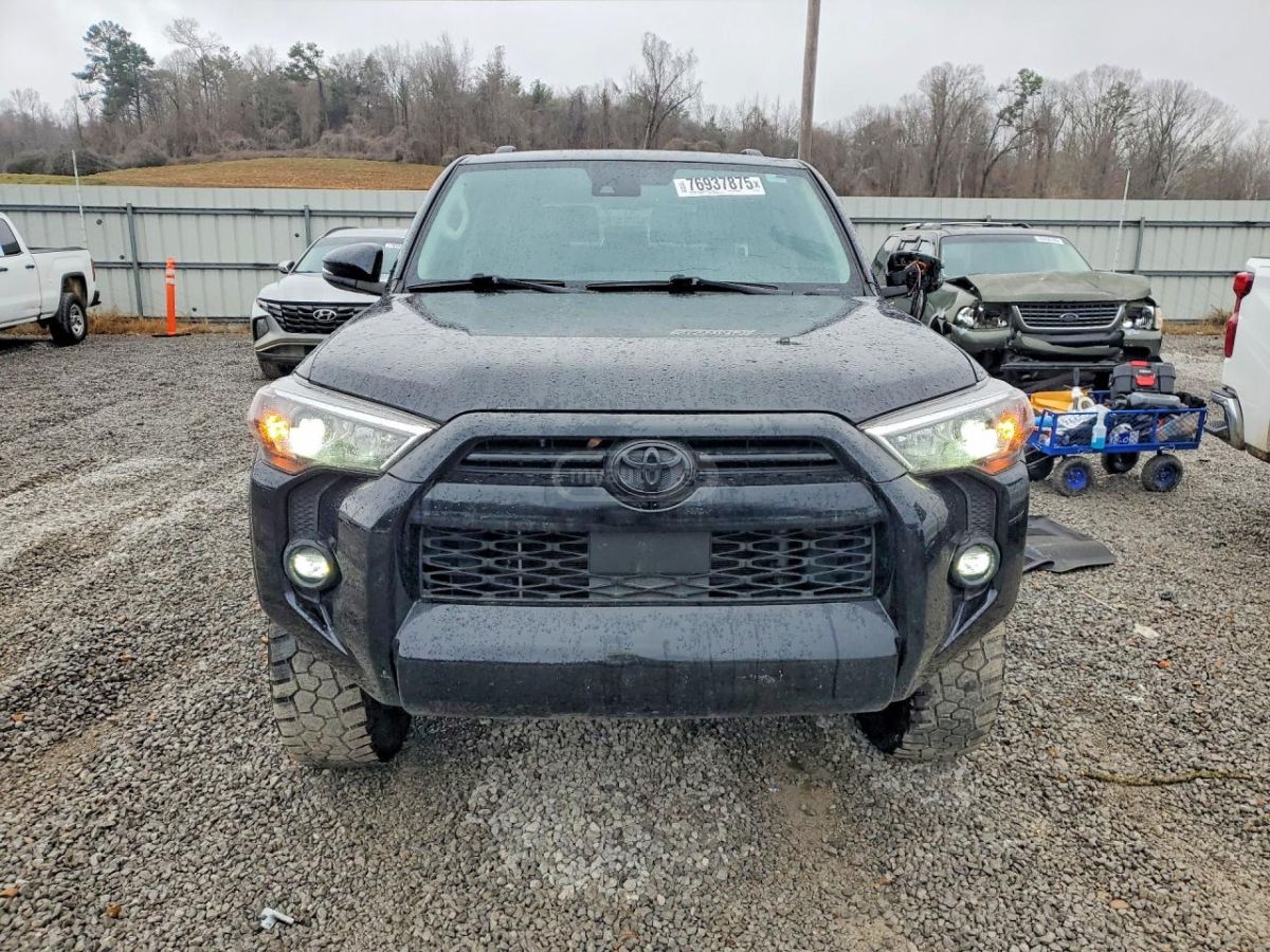Toyota 4 Runner - фото 5