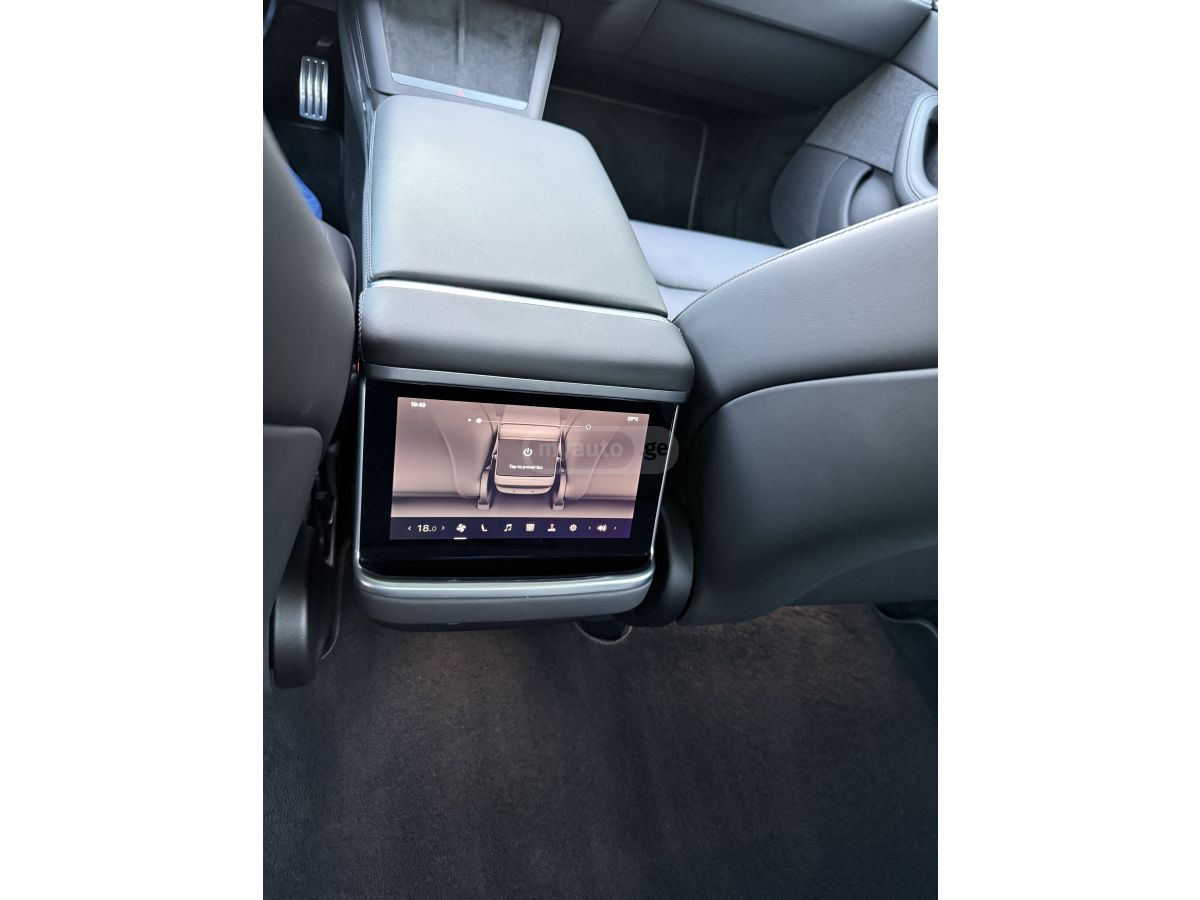 Tesla Plaid — миниатюра 14