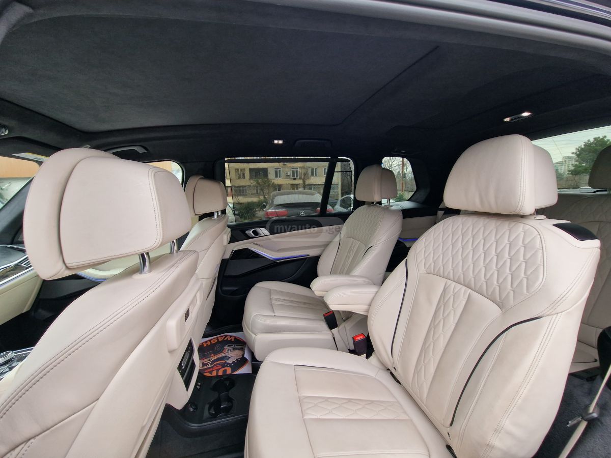 BMW X7 - фото 14