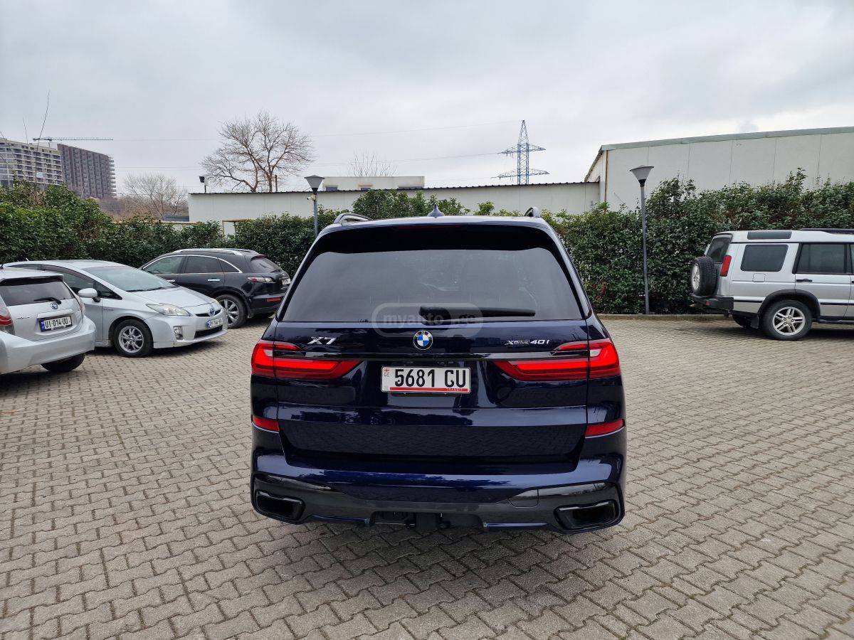 BMW X7 - фото 6