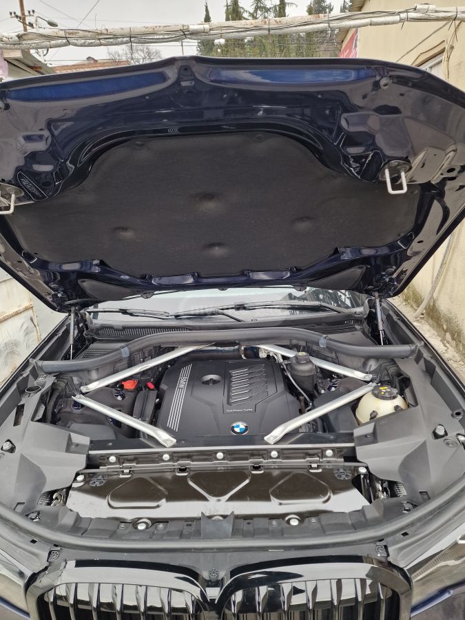 BMW X7 - фото 8