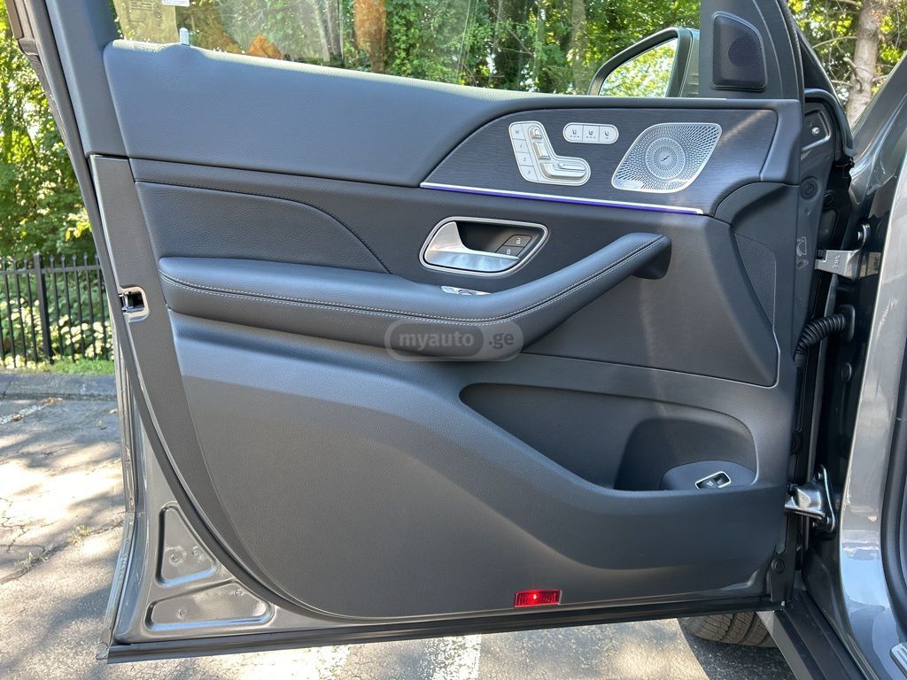 Mercedes-Benz GLE 350 - фото 7