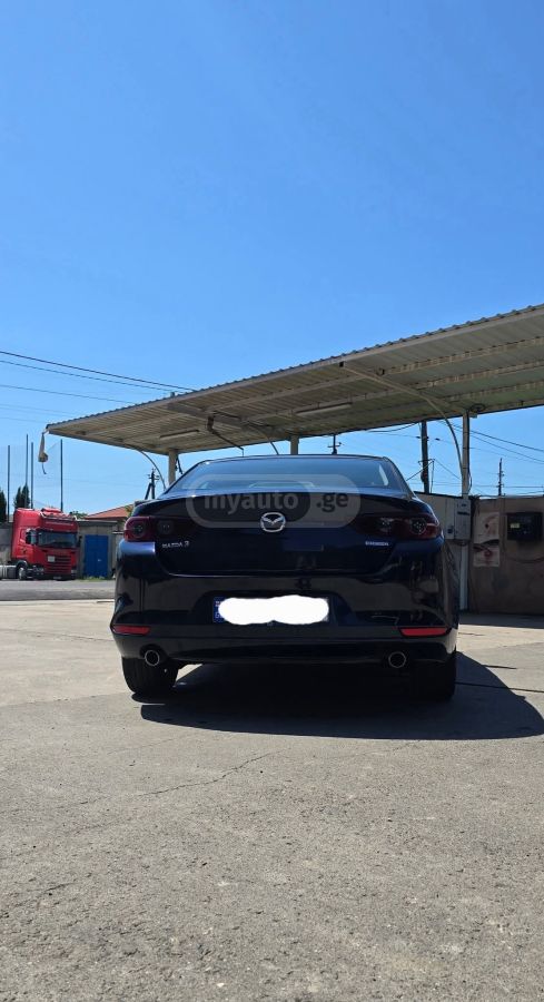 Mazda Mazda 3 - фото 2