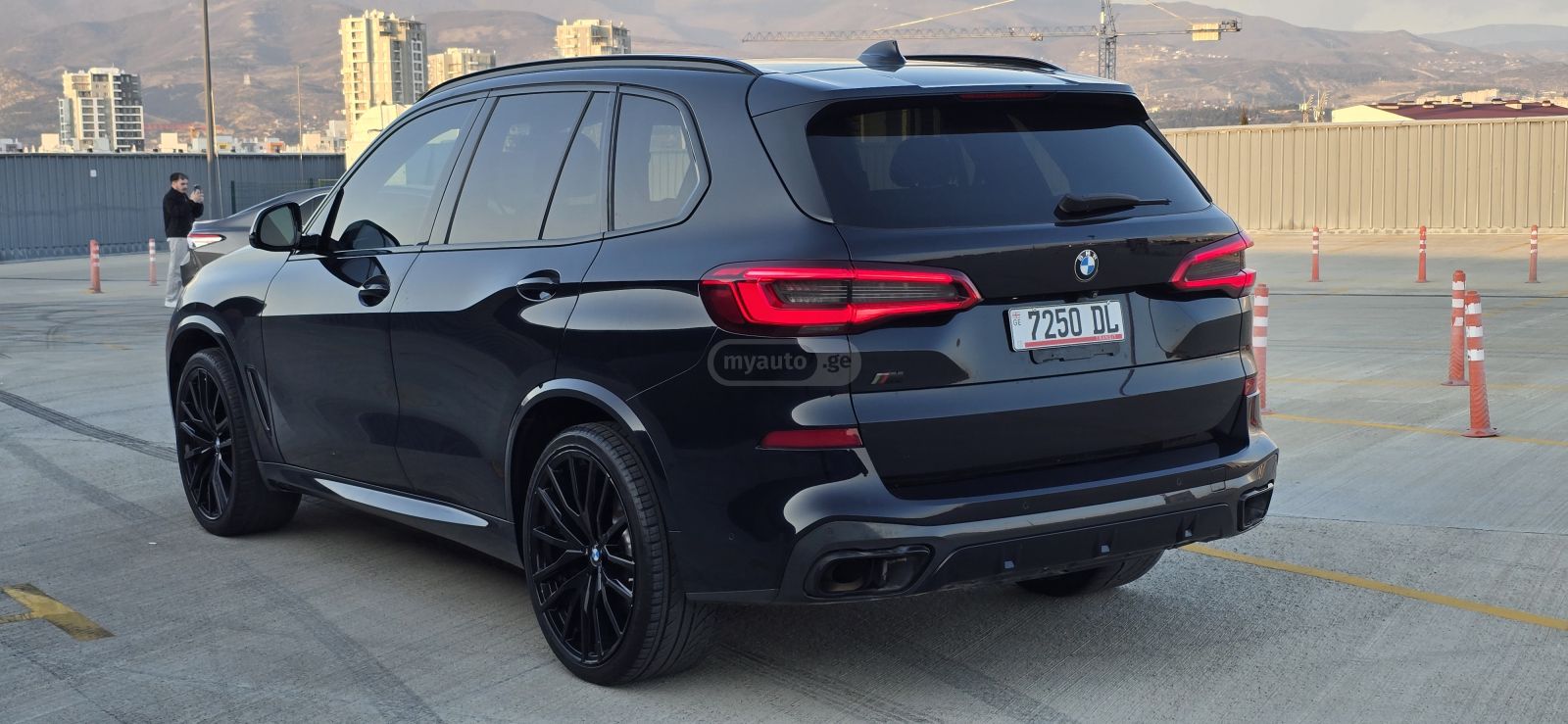 BMW X5 - фото 5