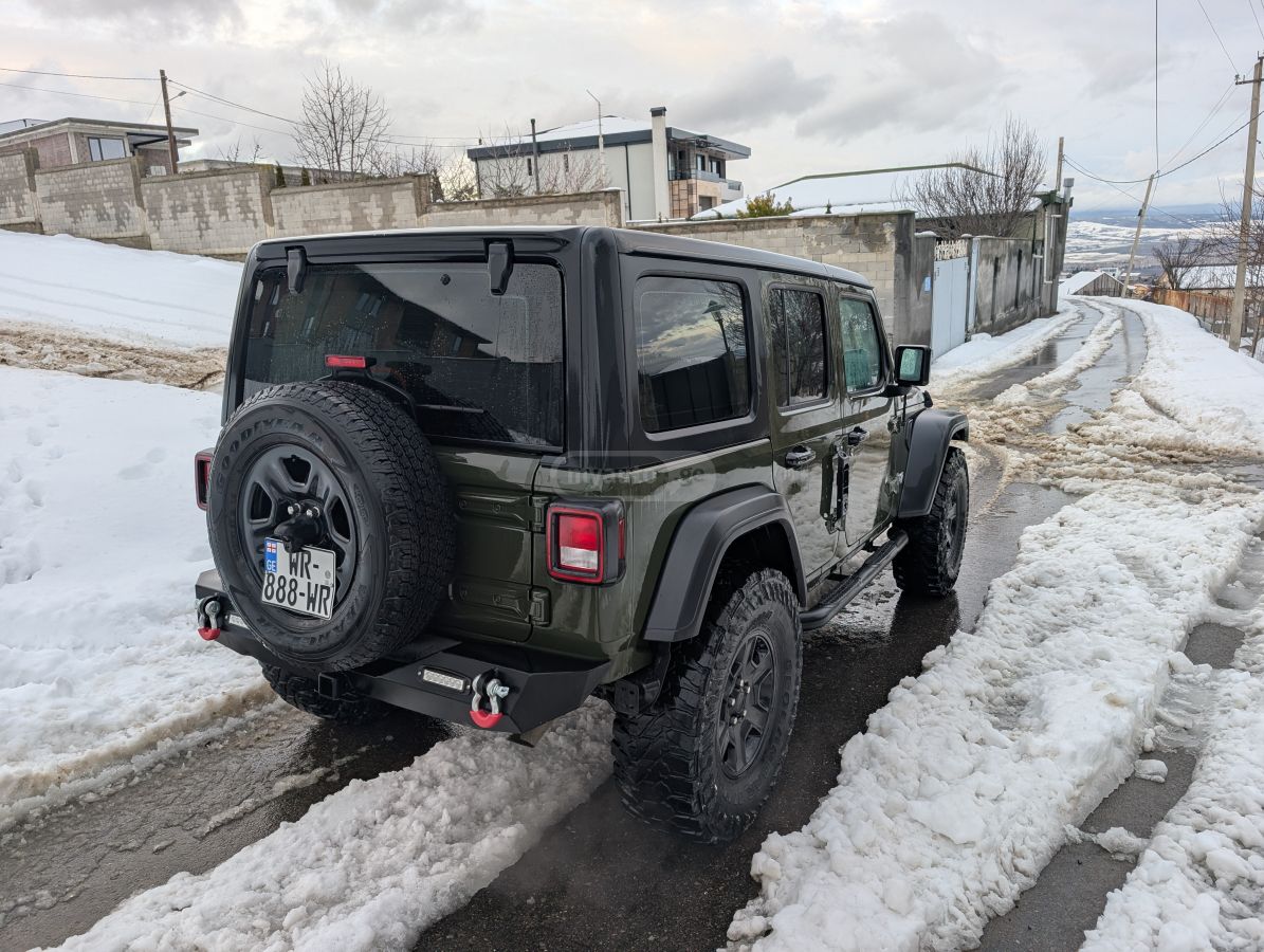 Jeep Wrangler - фото 6