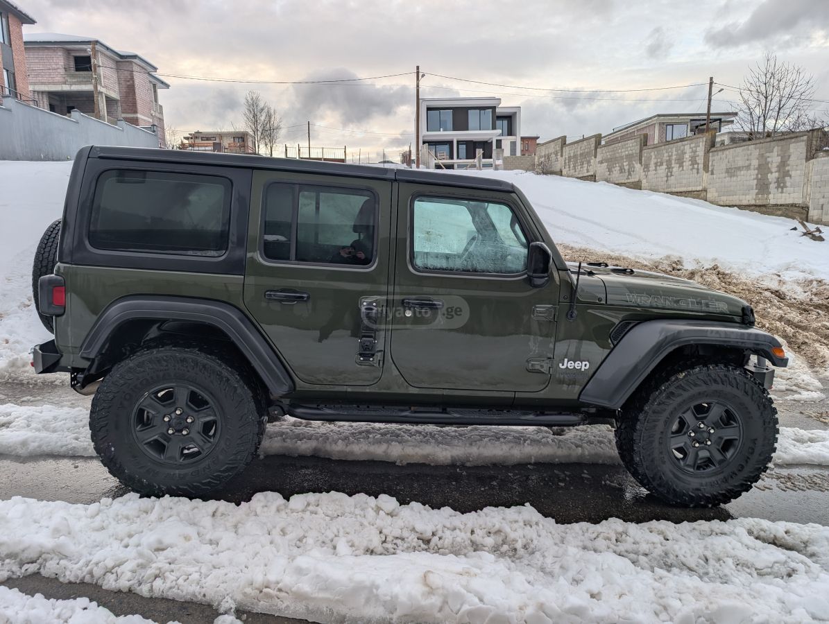 Jeep Wrangler - фото 7