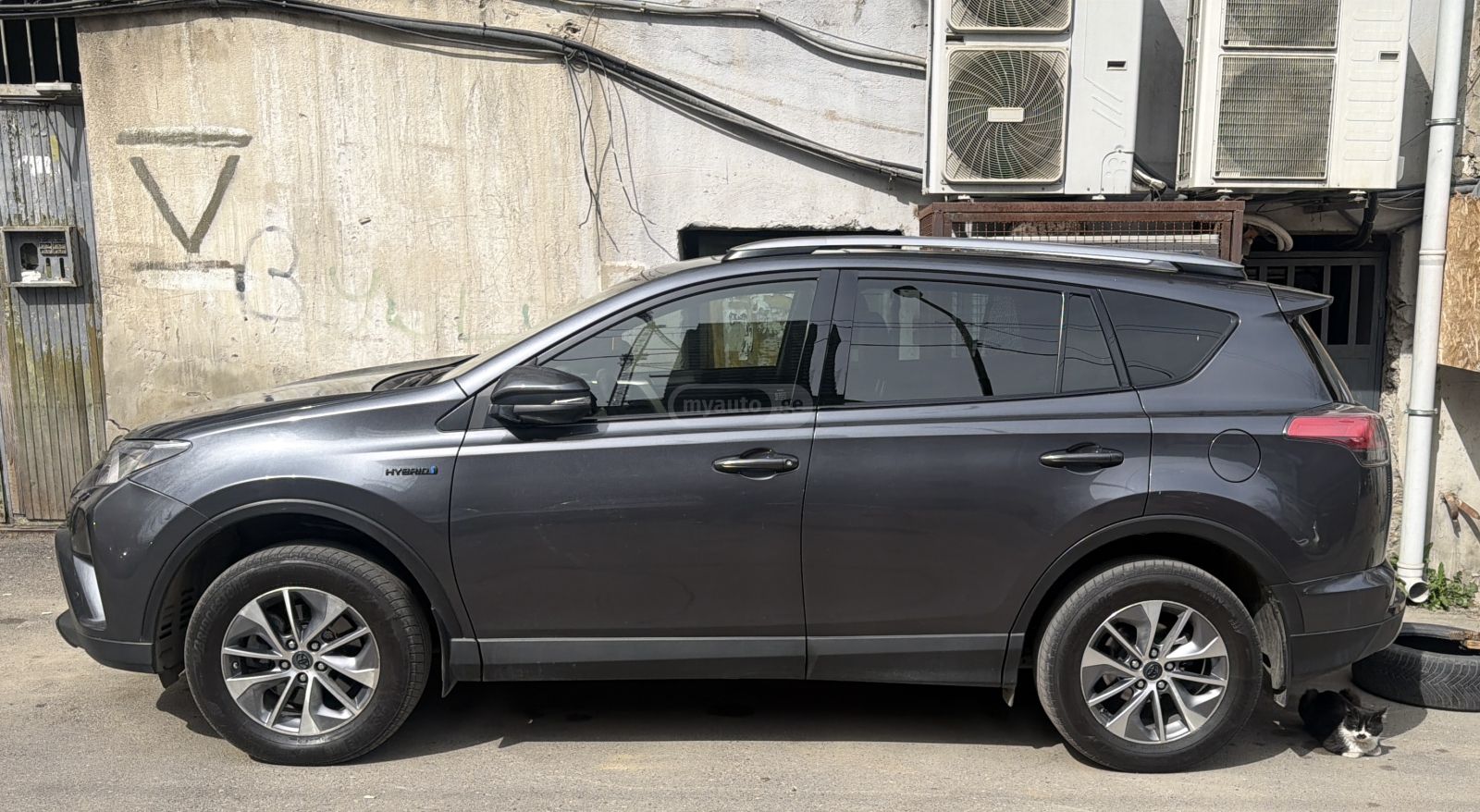 Toyota Rav 4 - фото 2