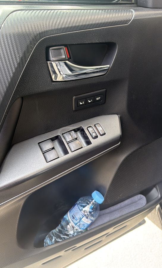 Toyota Rav 4 - фото 4