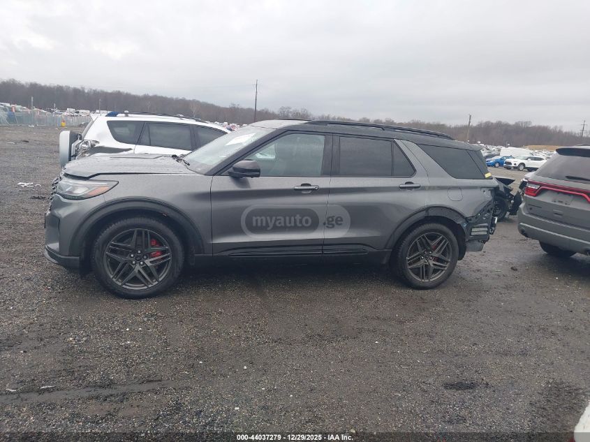 Ford Explorer 2025 — миниатюра 14