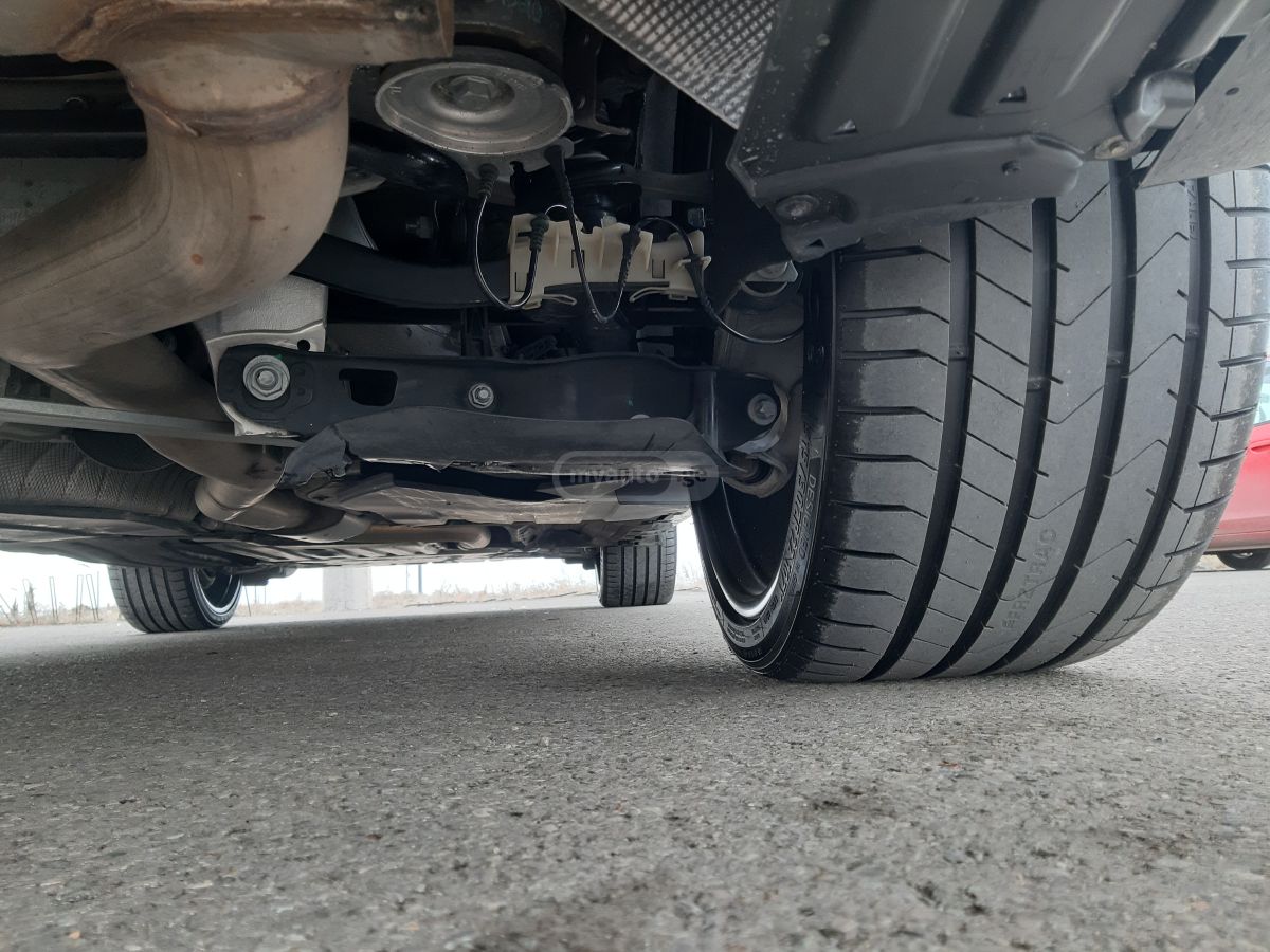 BMW xDrive40i 4dr All-Wheel Drive — миниатюра 15