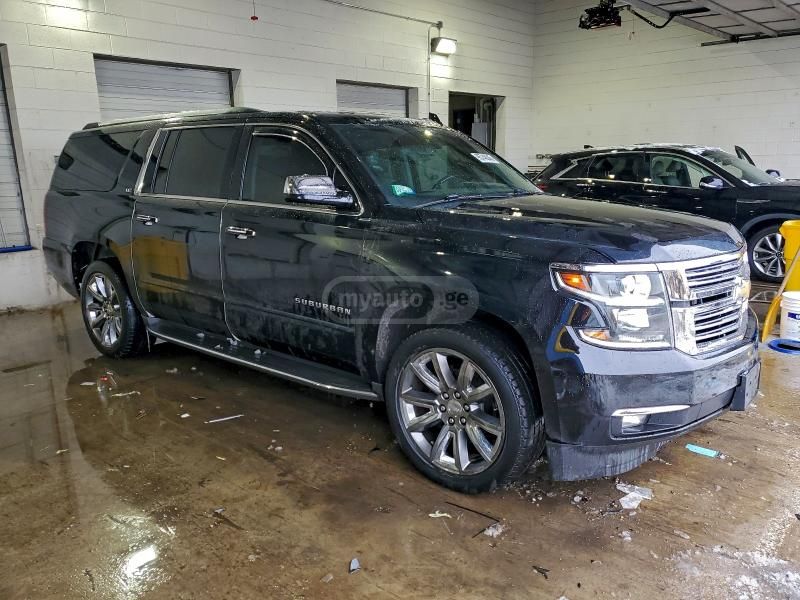 Chevrolet Suburban - фото 1