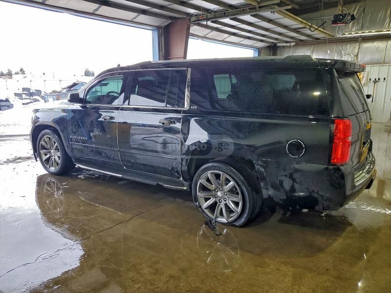 Chevrolet Suburban - фото 4