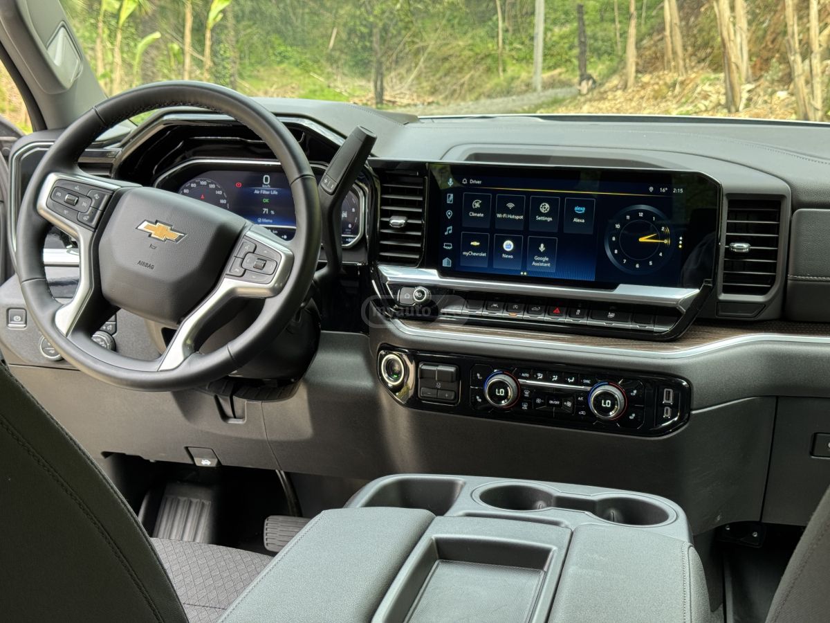 Chevrolet Silverado - фото 13