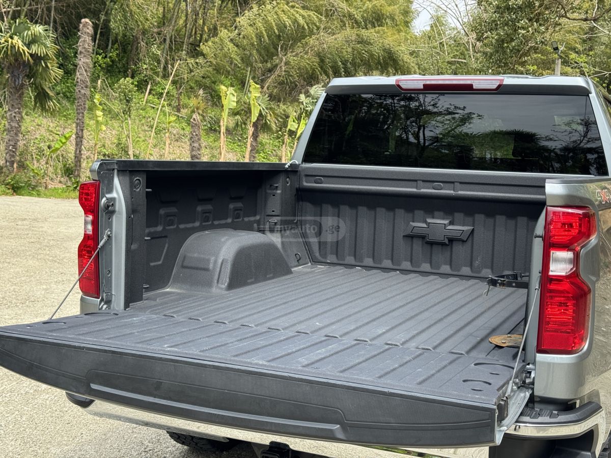 Chevrolet Silverado - фото 8