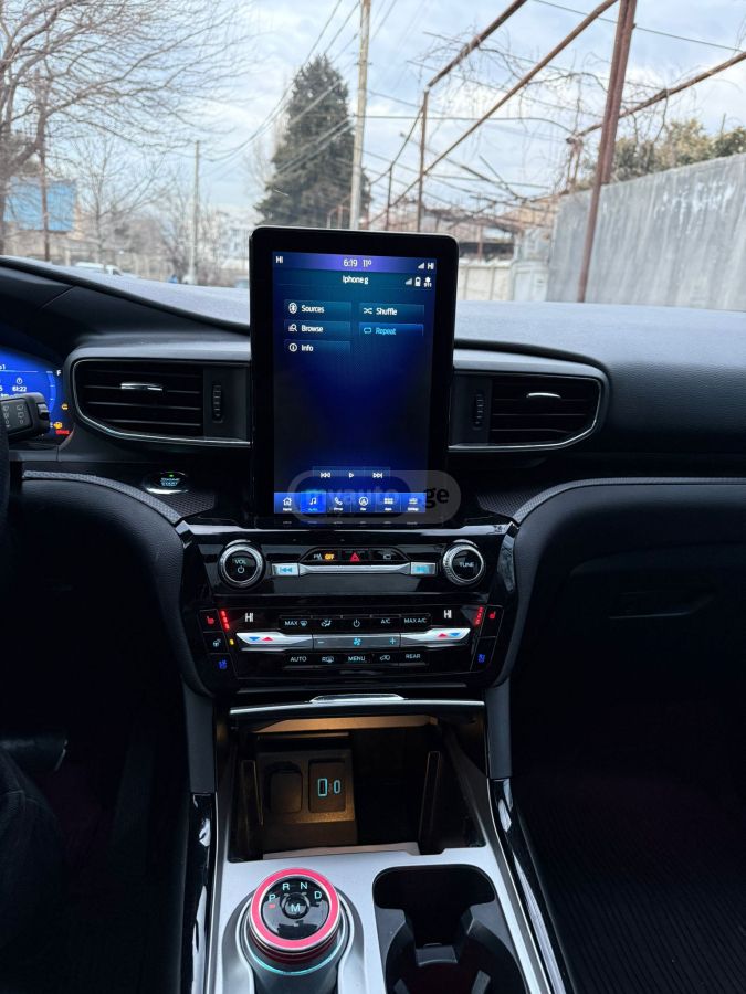 Ford Explorer - фото 11