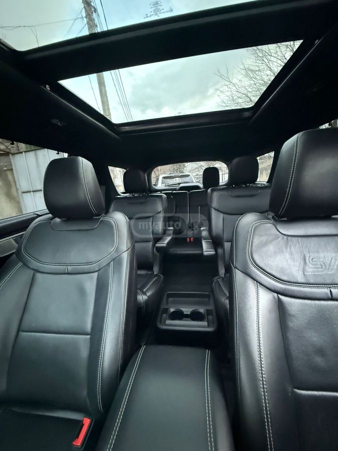 Ford Explorer - фото 6