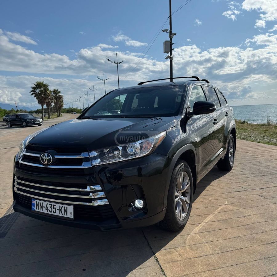 Toyota Highlander - фото 3