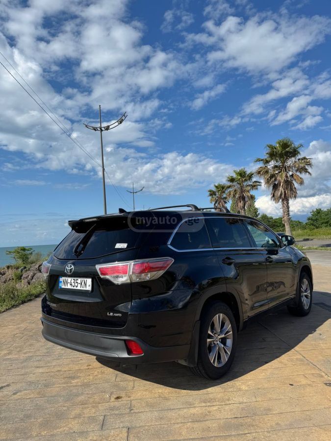 Toyota Highlander - фото 4